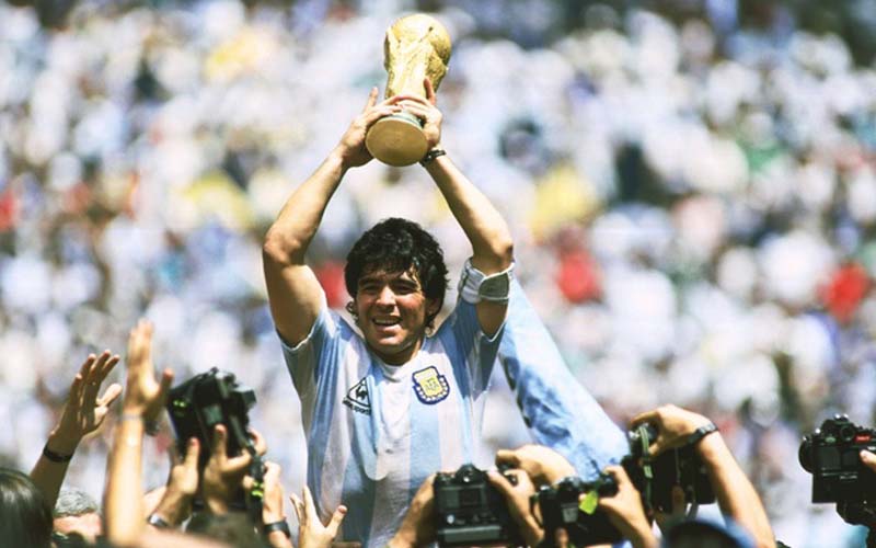Cậu bé vàng Maradona giúp Argentina vô địch World Cup